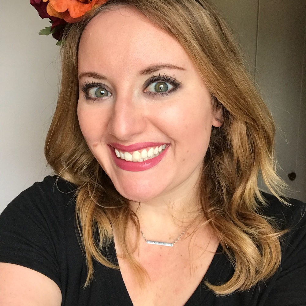 Meet your Posher, Cassandra